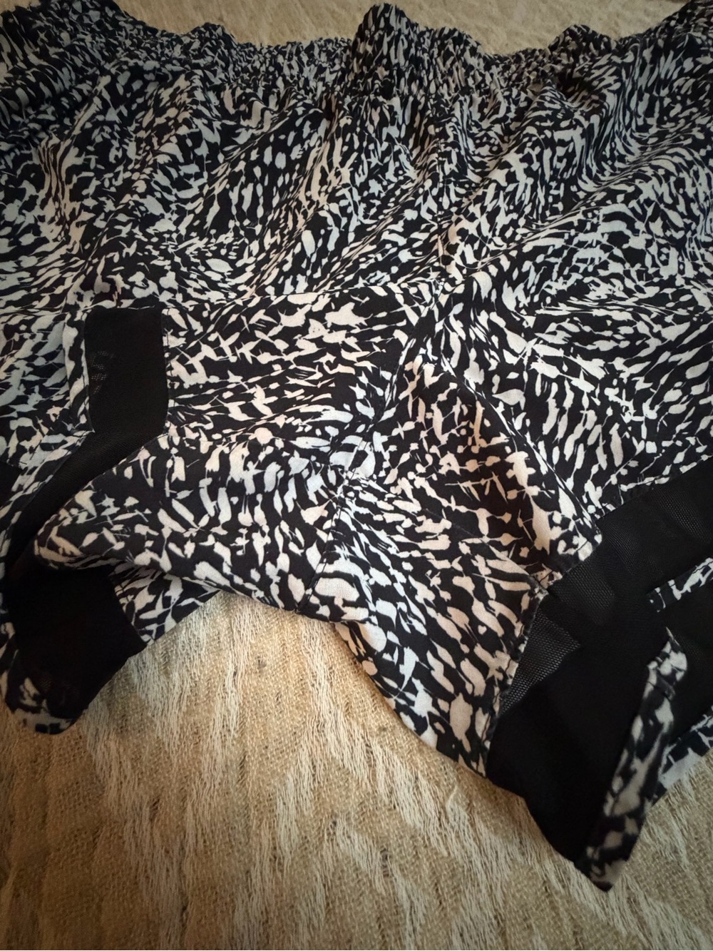 Athleta Black and White Printed Mesh Accent Racer Shorts - Picture 3 of 6